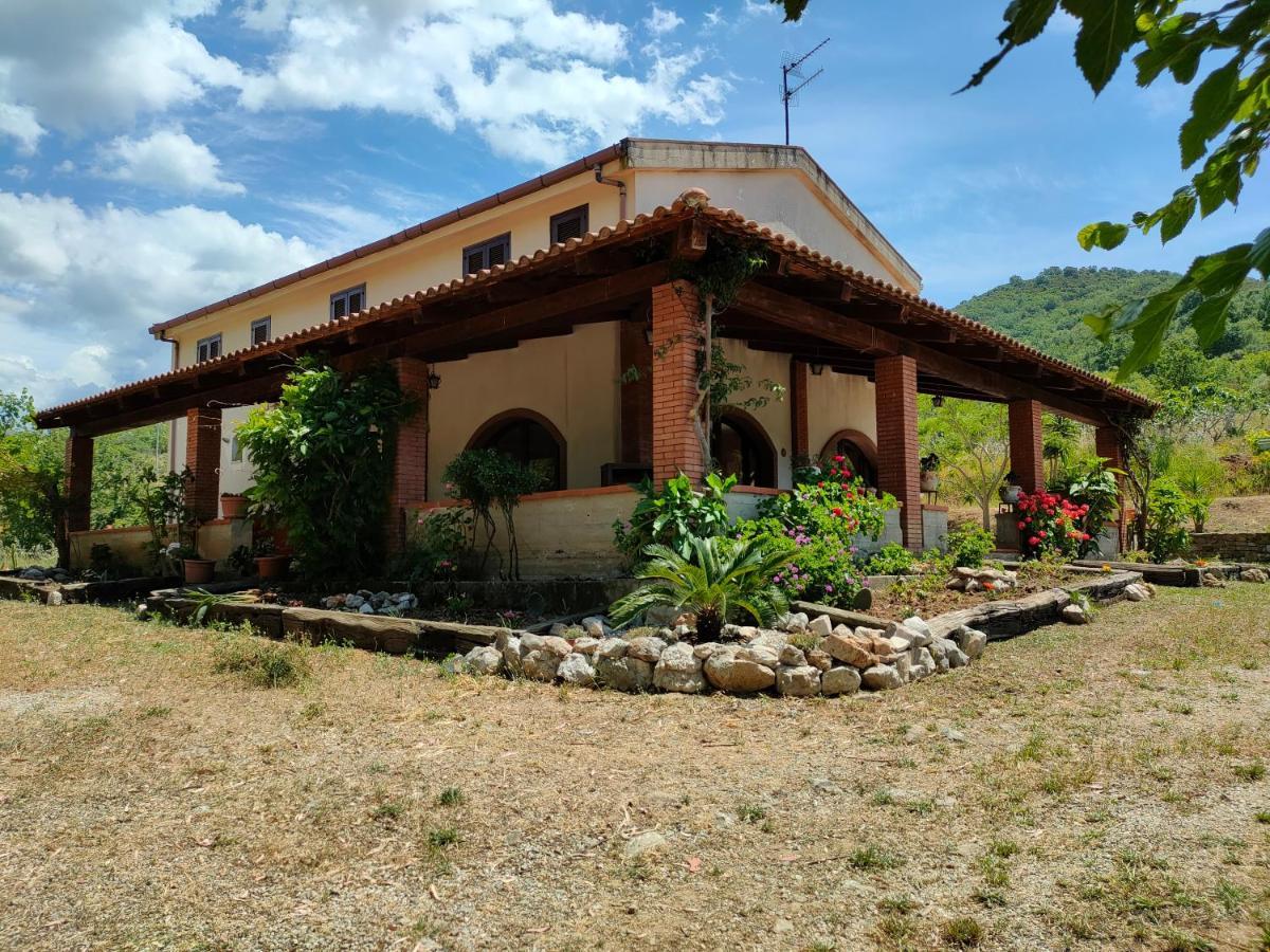 Azienda Agrituristica Verdevalle Cicerale Екстер'єр фото